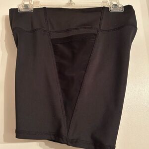 DAISY FUENTES Black Bike Shorts, size large